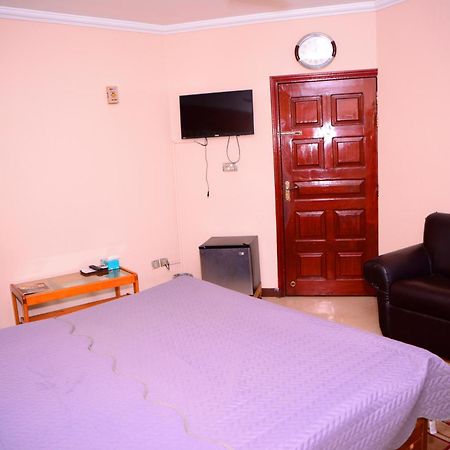 Mir Continental Hotel & Restaurant Muzaffarabad Zewnętrze zdjęcie