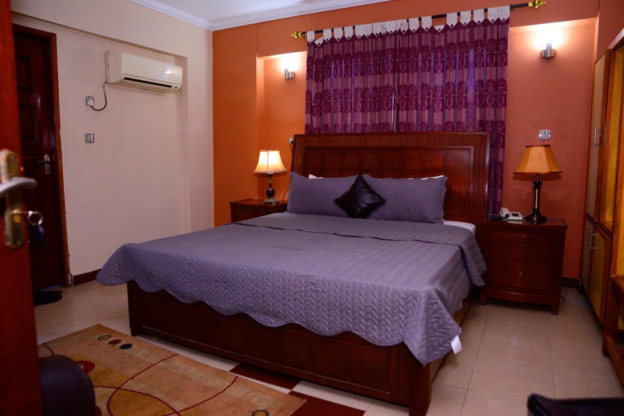 Mir Continental Hotel & Restaurant Muzaffarabad Zewnętrze zdjęcie