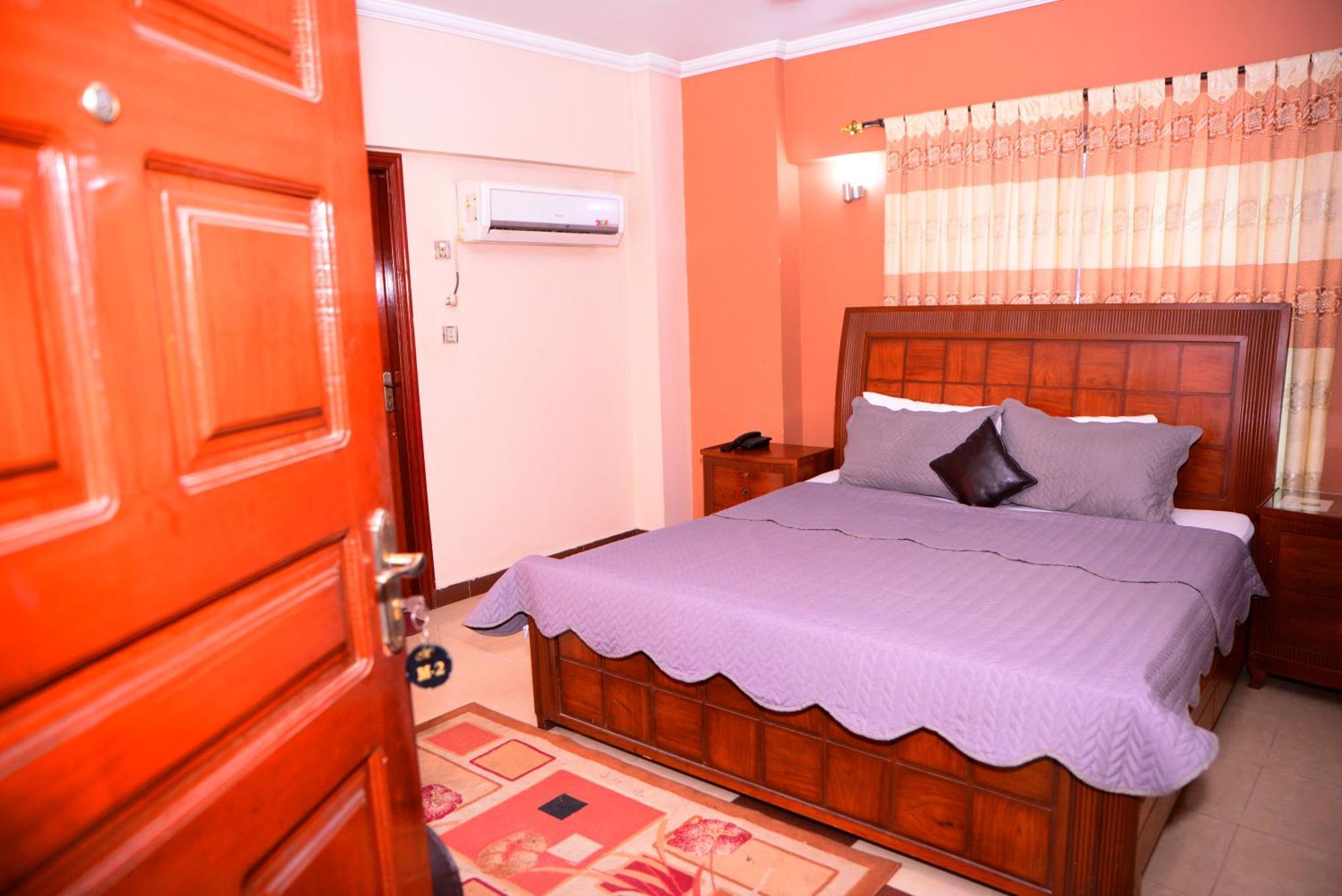 Mir Continental Hotel & Restaurant Muzaffarabad Zewnętrze zdjęcie