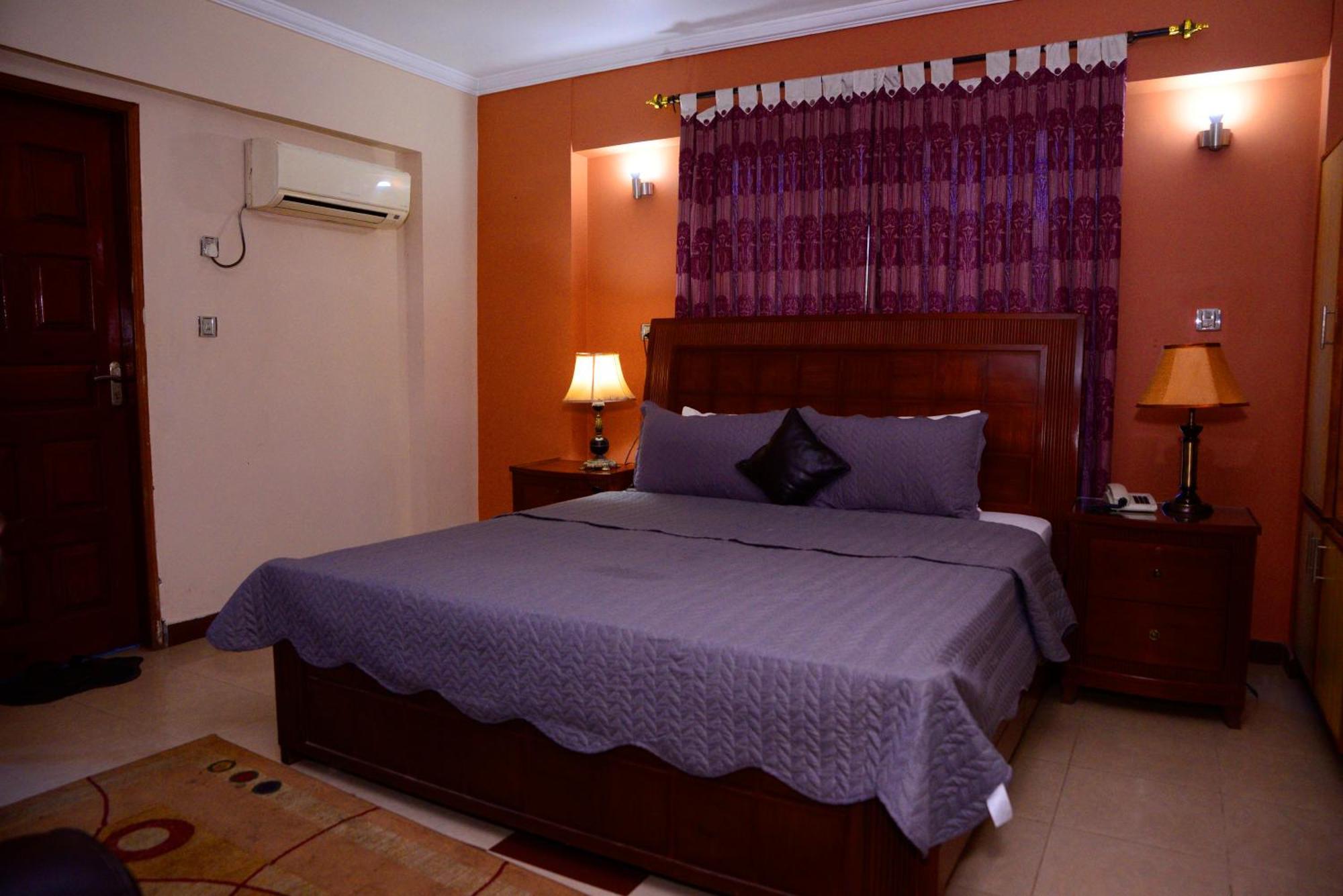 Mir Continental Hotel & Restaurant Muzaffarabad Zewnętrze zdjęcie
